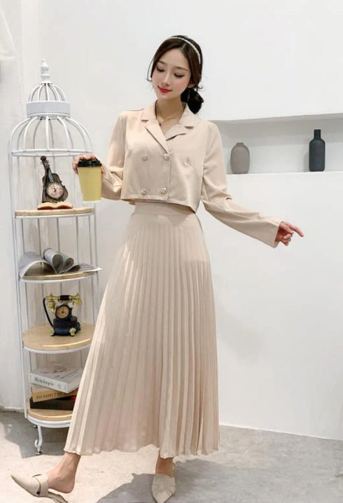 Women Classy Collar Down Crop Blazer With Pleated Long Skirts